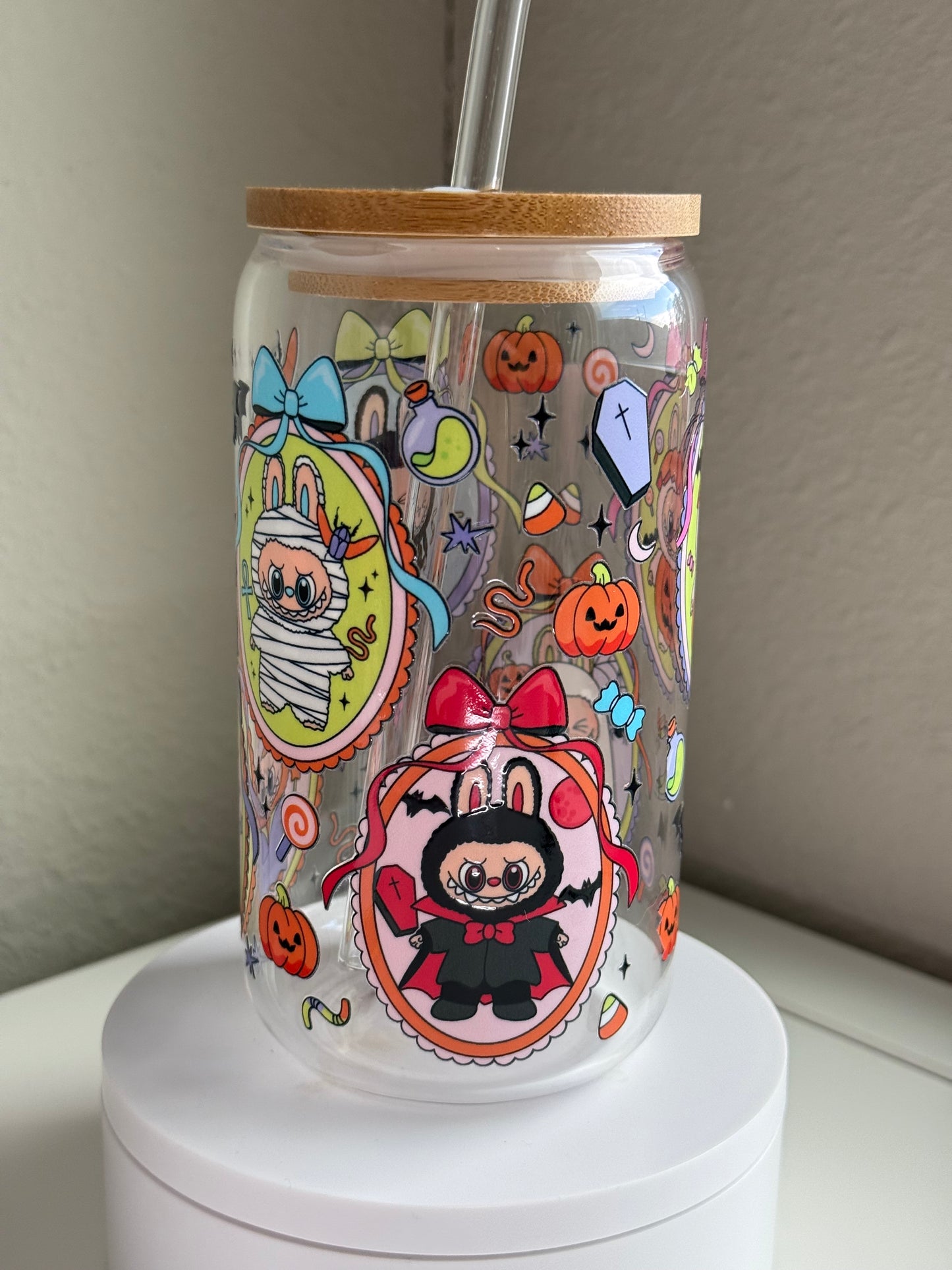 š Spooky Bunny Halloween Cup ā Labubu-Inspired 16 oz Glass Tumbler w/ Bamboo Lid & Straw