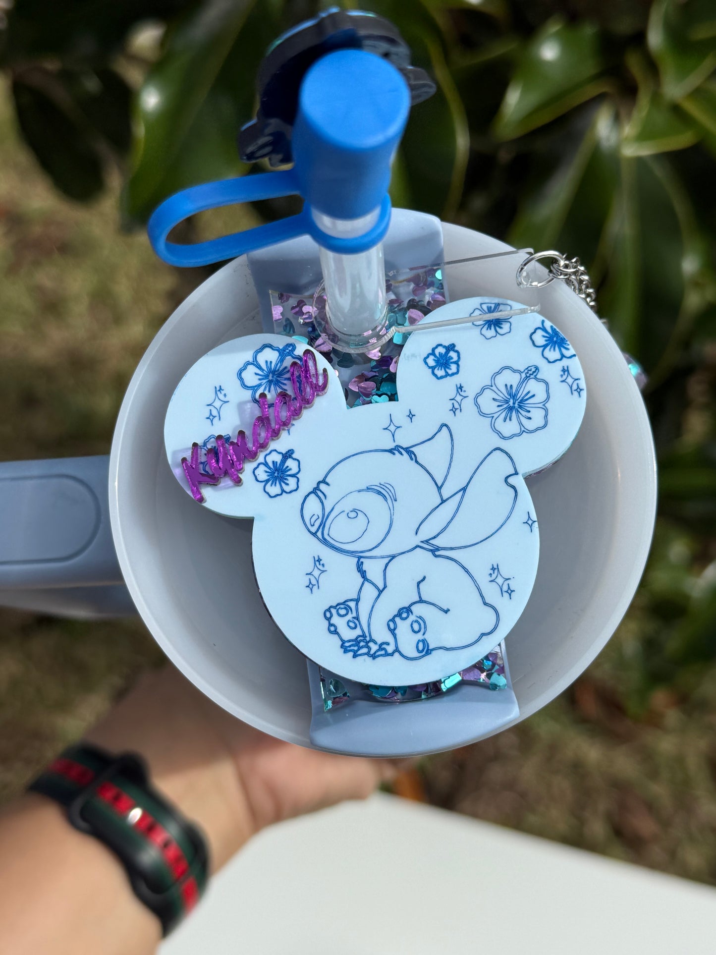 ✨ Bring the magic of  blue alien and Ohana to your tumbler!