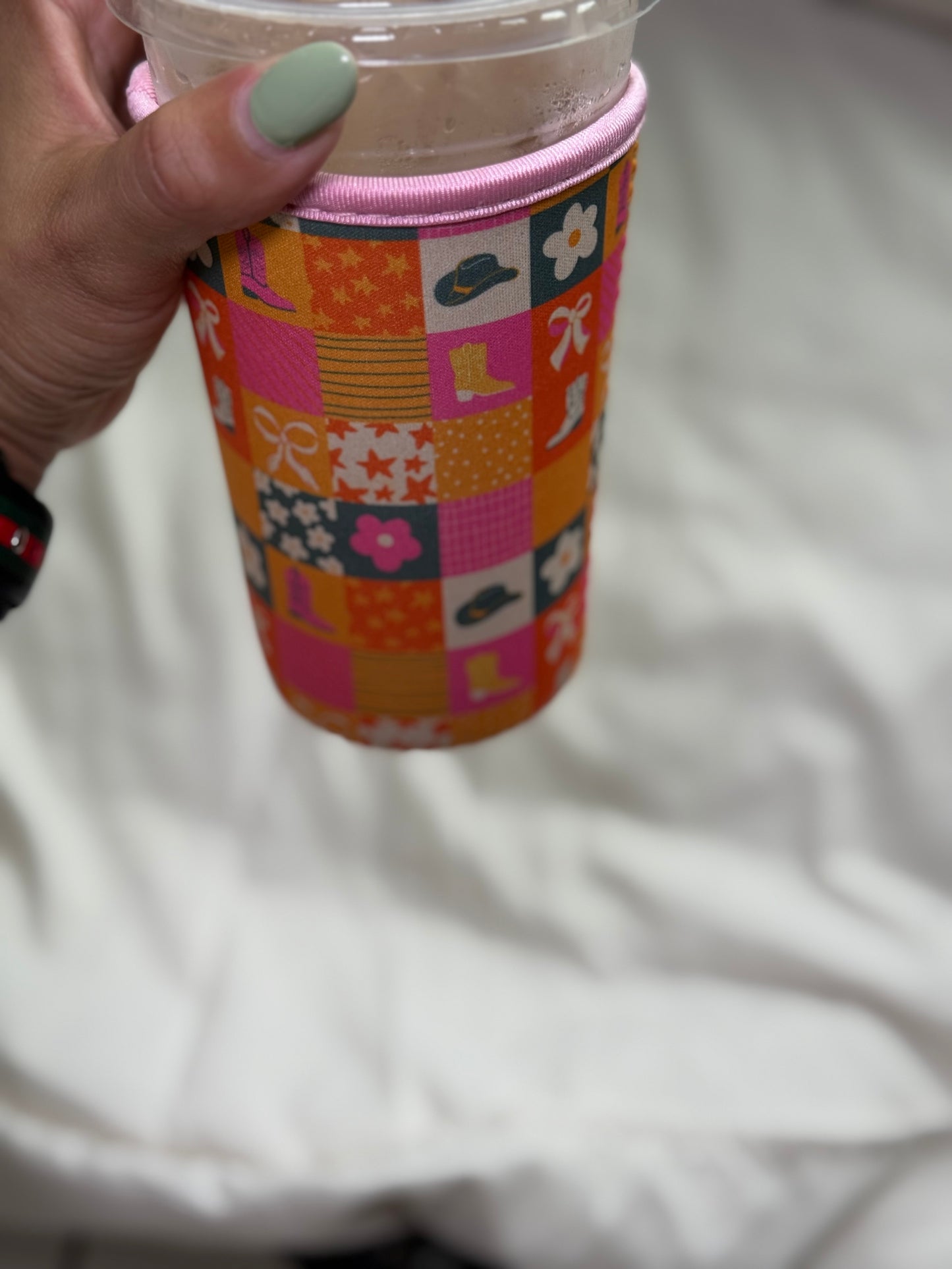 π€ Western Cowgirl Coffee Cozy β 16-18oz Reusable Sleeve for Hot & Iced Drinks