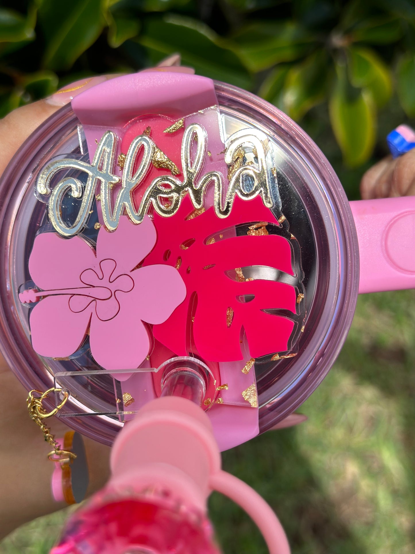 Pink Aloha Tropical Flower Tumbler Topper Hibiscus Flower Tag Personalized Flower Topper Tumbler Name Plate Topper Personalized Tumbler Accessory Pink Parade